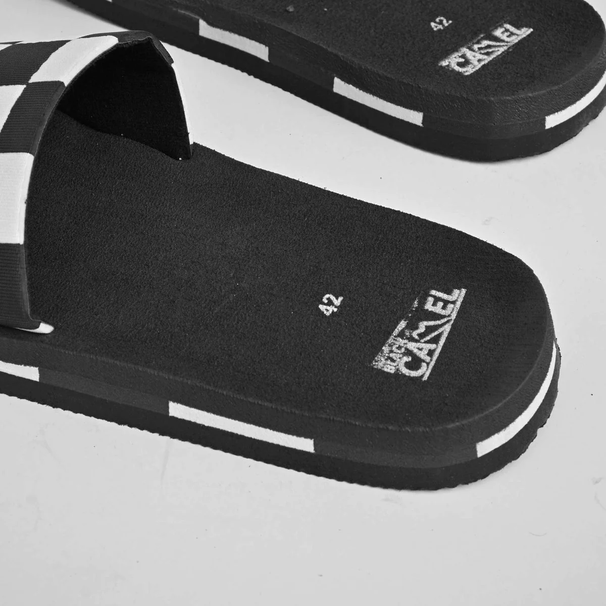 black slipper3