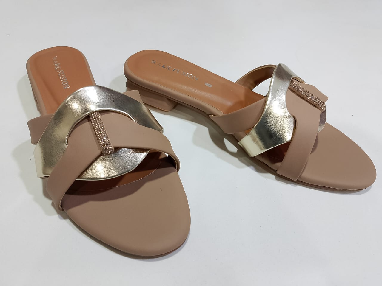 tan & gold slipper34
